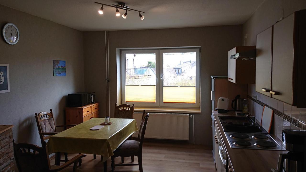 Ferienwohnung Angelburg - Marburg Biedenkopf Mit Balkon Und Badewanne Gonnern المظهر الخارجي الصورة